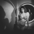 Using Artificial Light for a Dramatic Effect in Boudoir Photography